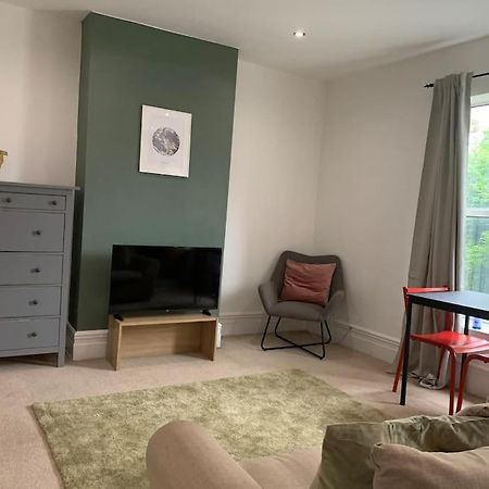 2 Double Bedroom Flat, Central Location Bristol Eksteriør billede